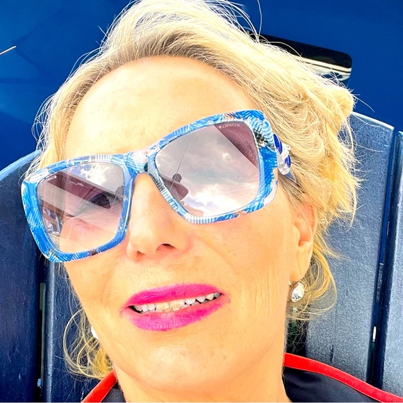 CHANEL Blue Patterned Sunglasses With Pearls CC Logo - Picture 1 of 8
